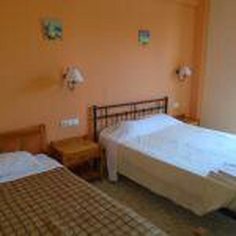 Adonis Beach Hotel Iraklio Eksteriør bilde